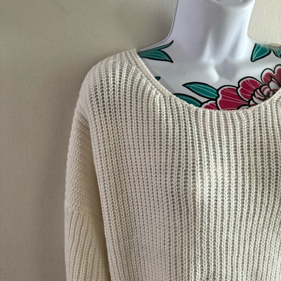 Francesca's Collections Cream Knit Sweater - Picture 3 of 5